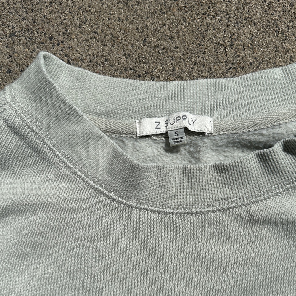 Z Supply Women's Cropped Fleece Top - Picture 2 of 4